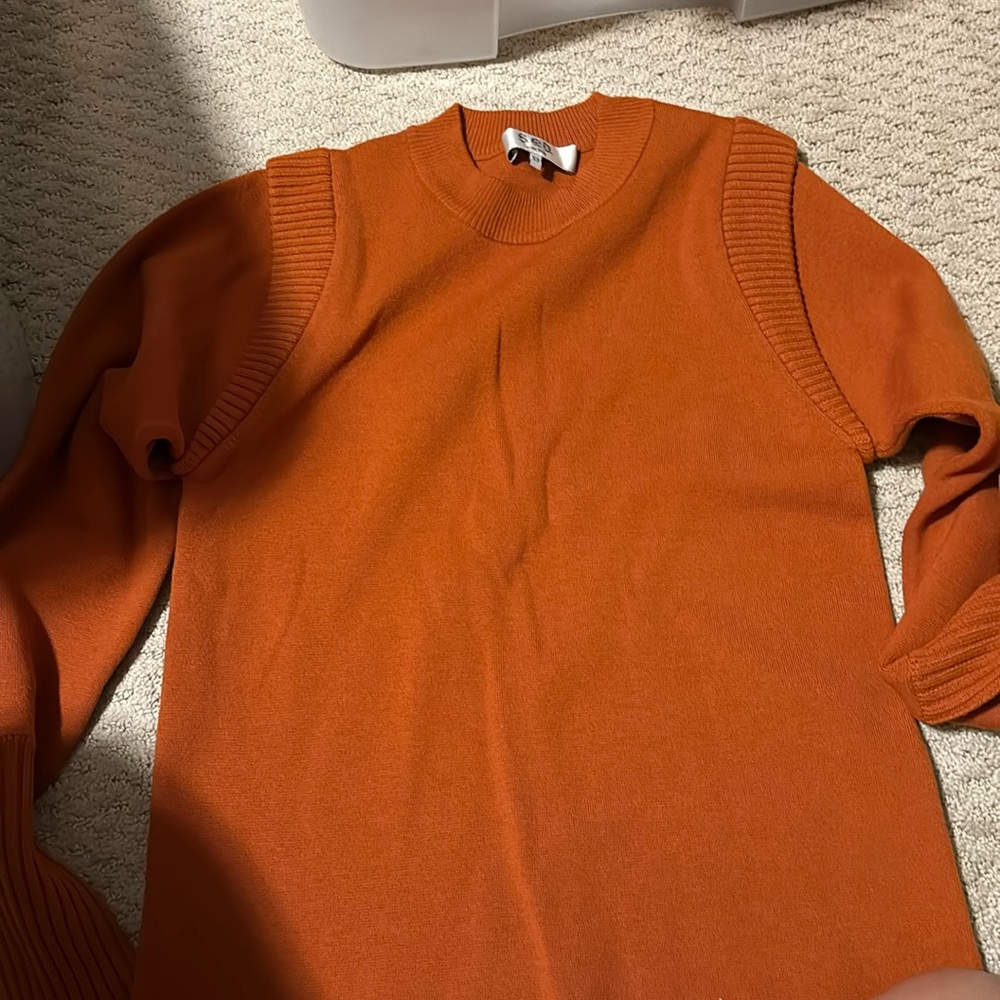 COPY - Sweater